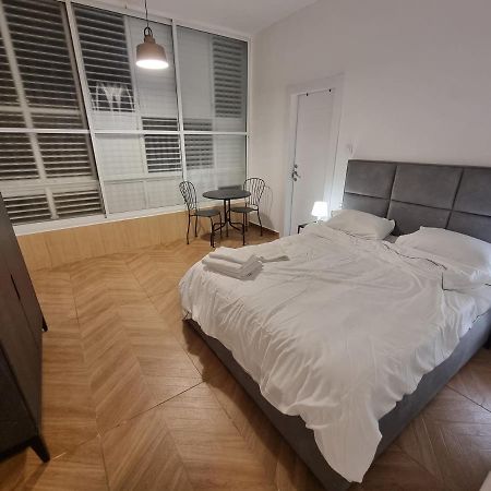 הברון Baron Apartment Rishon Leziyyon Ngoại thất bức ảnh
