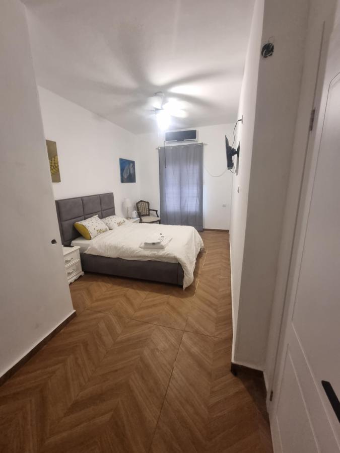 הברון Baron Apartment Rishon Leziyyon Ngoại thất bức ảnh
